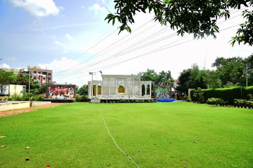 R K Lawn