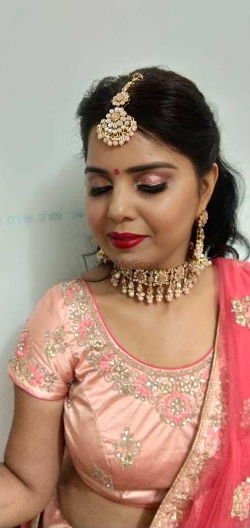 Photo By Shikha Saxena Makeovers - Bridal Makeup