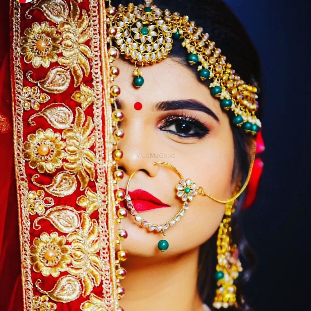 Photo By Shikha Saxena Makeovers - Bridal Makeup