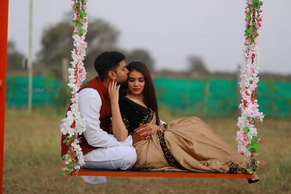 Photo By The Shooting Spot - Pre Wedding Photographers