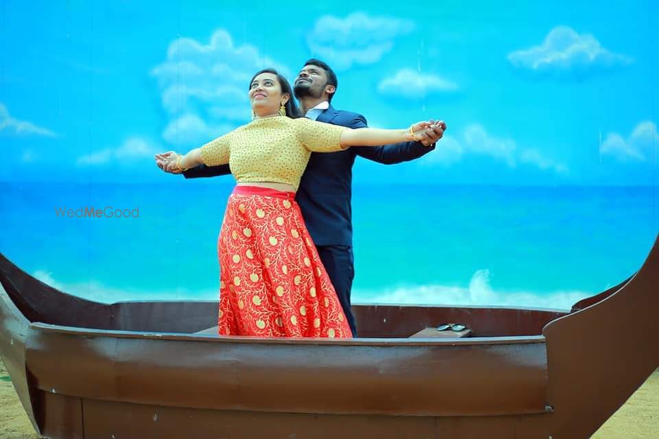 Photo By The Shooting Spot - Pre Wedding Photographers
