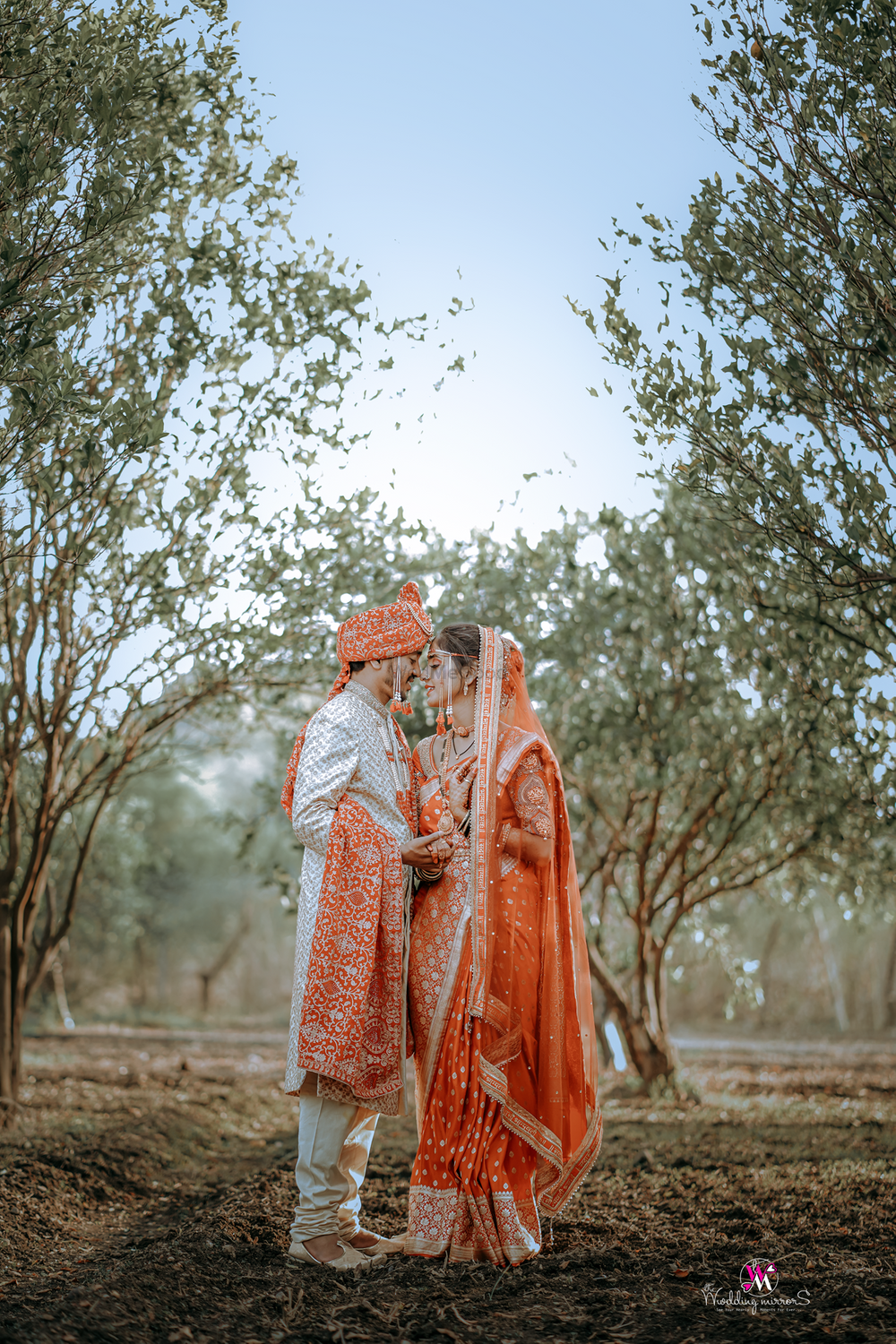 Photo By The Wedding Mirrors - Photographers