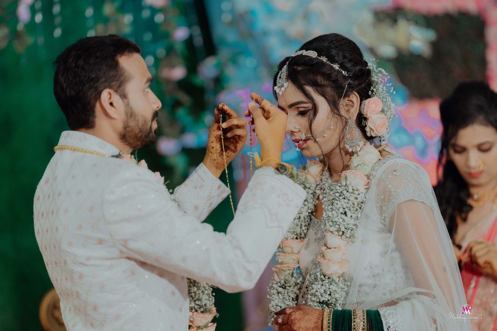 Photo By The Wedding Mirrors - Photographers