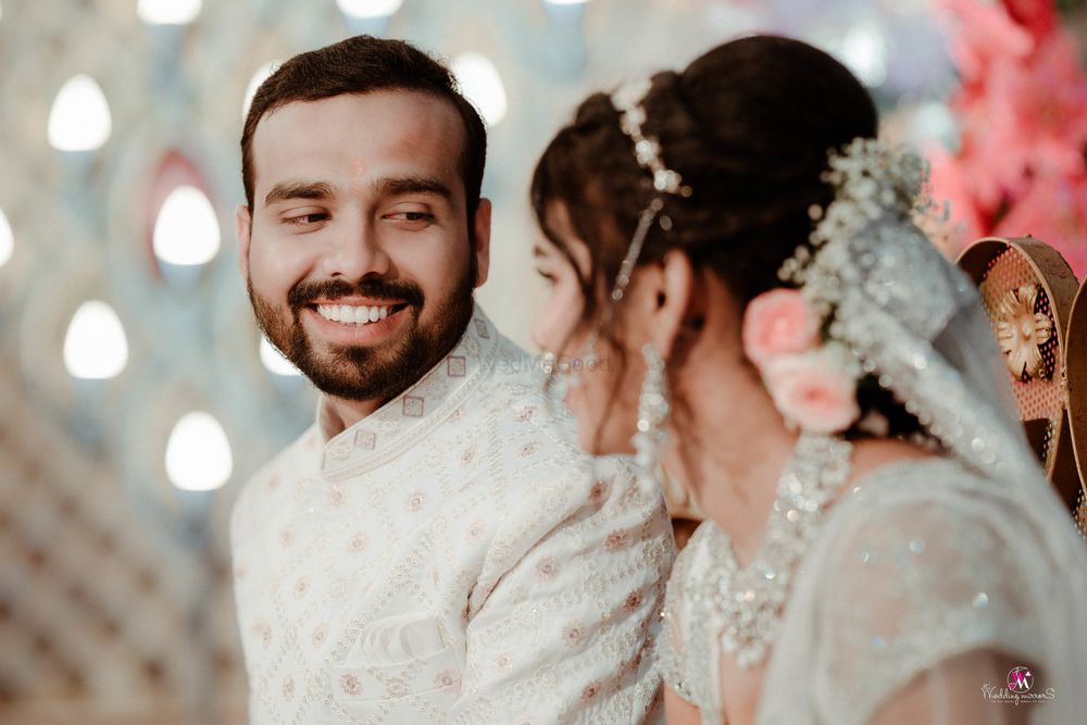 Photo By The Wedding Mirrors - Photographers