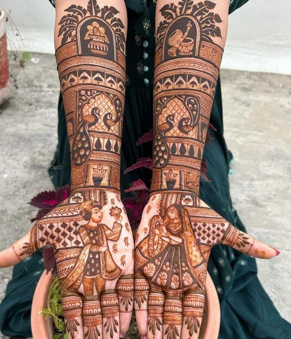Mehendi by Khushboo