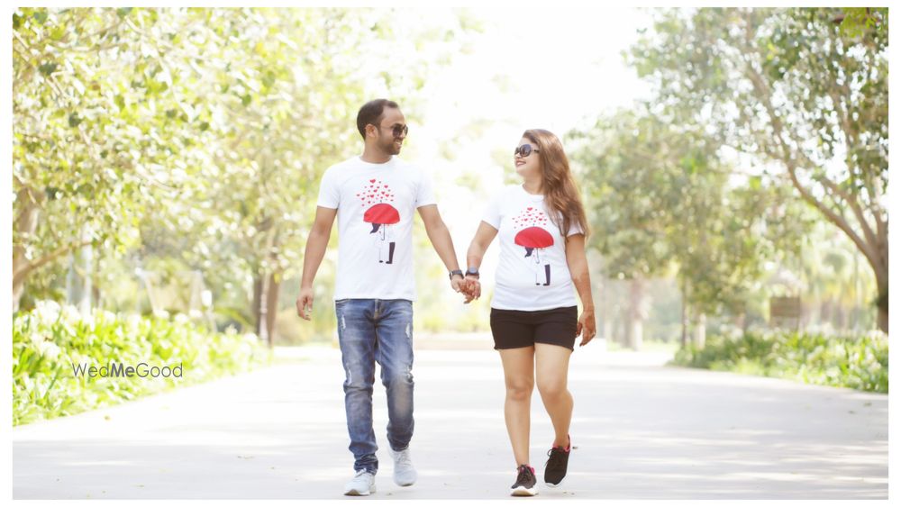 Photo By Click Studio - Photographers