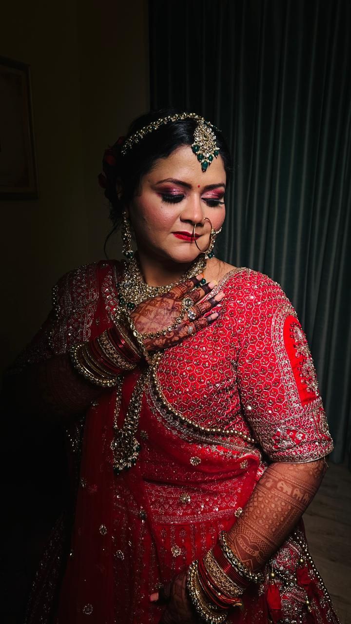 Photo By VLCC - Bridal Makeup