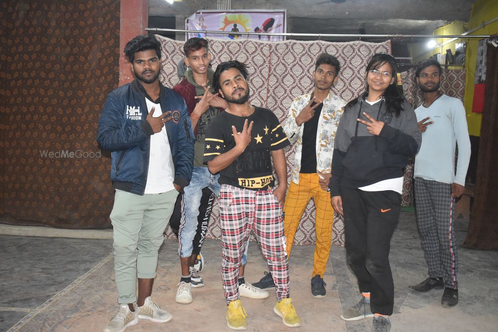 Photo By AK Stars Brothers Crew - Sangeet Choreographer