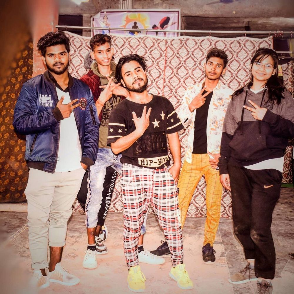 Photo By AK Stars Brothers Crew - Sangeet Choreographer