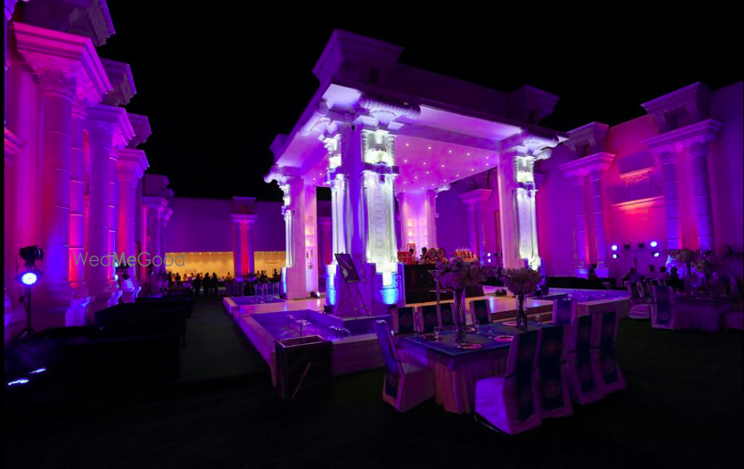 Photo By Bliss Premiere - Venues