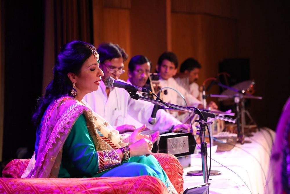 Photo By Singer Rashmi Agarwal - Wedding Entertainment 