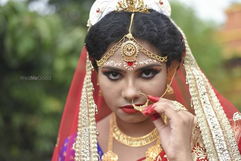 Bridal Makeup Artist Archita