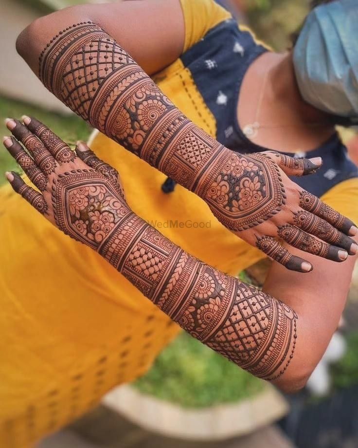 Photo By Krishna Mehandi Art - Mehendi Artist