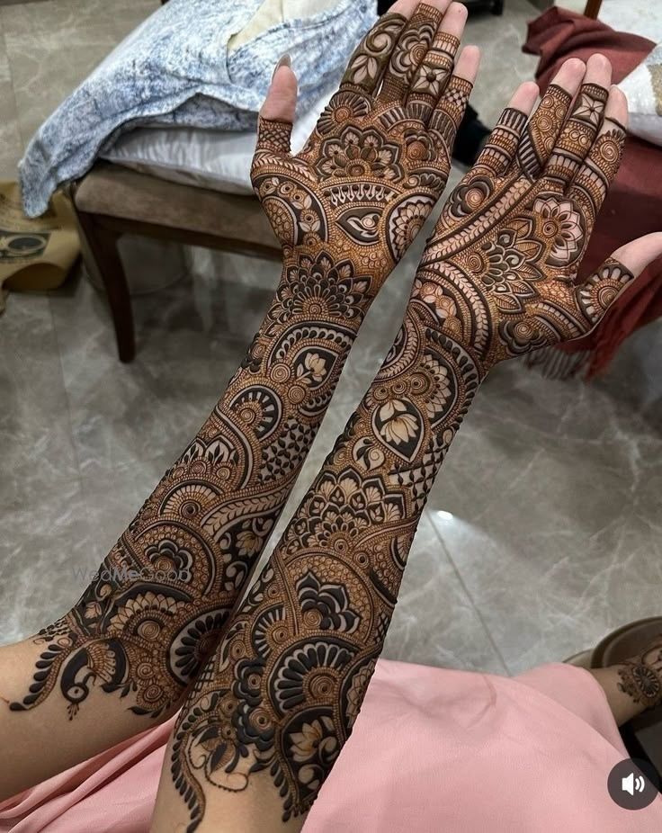 Photo By Krishna Mehandi Art - Mehendi Artist