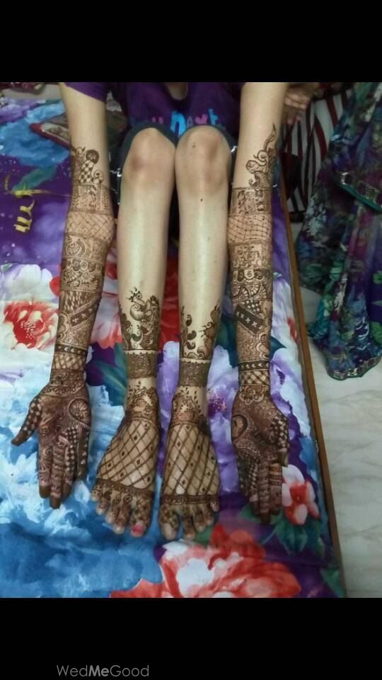 Photo By Chinu Bombay Mehendi Designer - Mehendi Artist