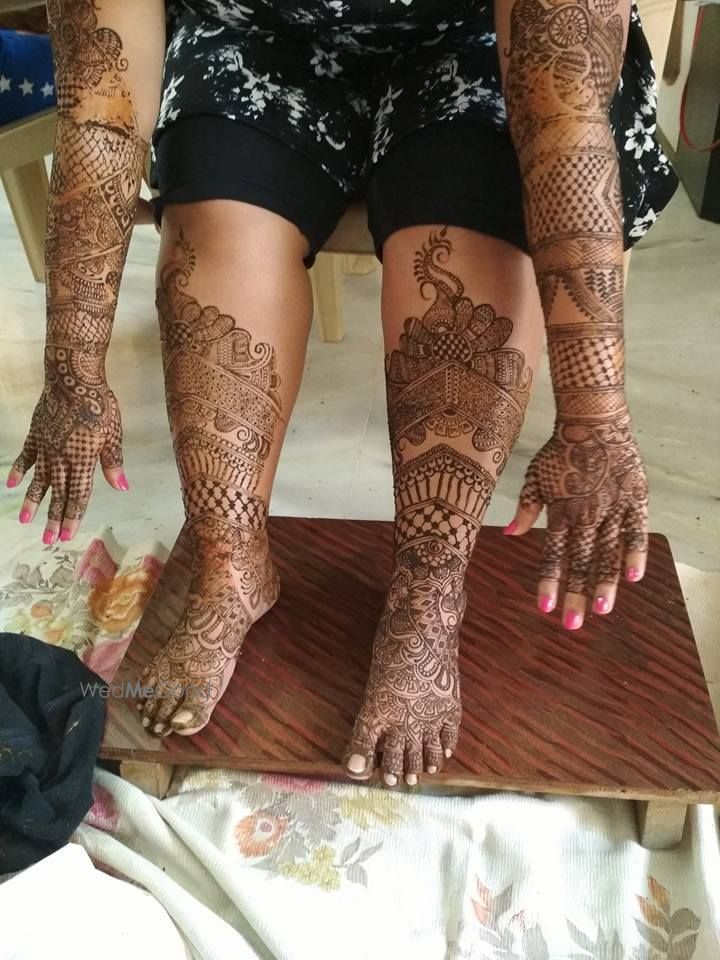 Photo By Chinu Bombay Mehendi Designer - Mehendi Artist