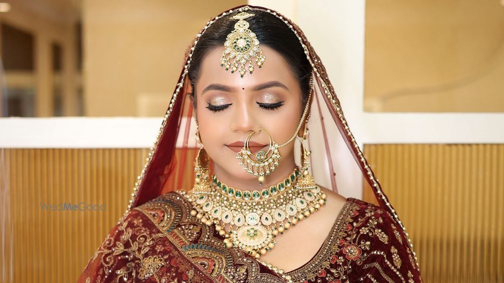 Simran Sahni's Glamor Zone