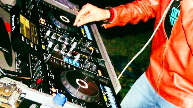 DJ Tejas