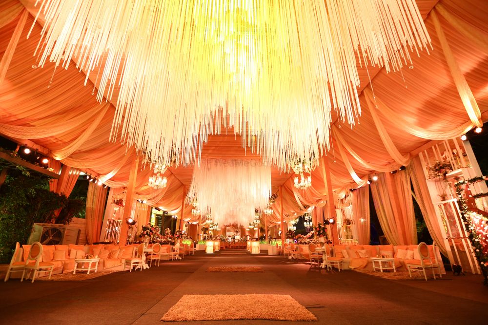Photo By Silhouette Events - Decorators