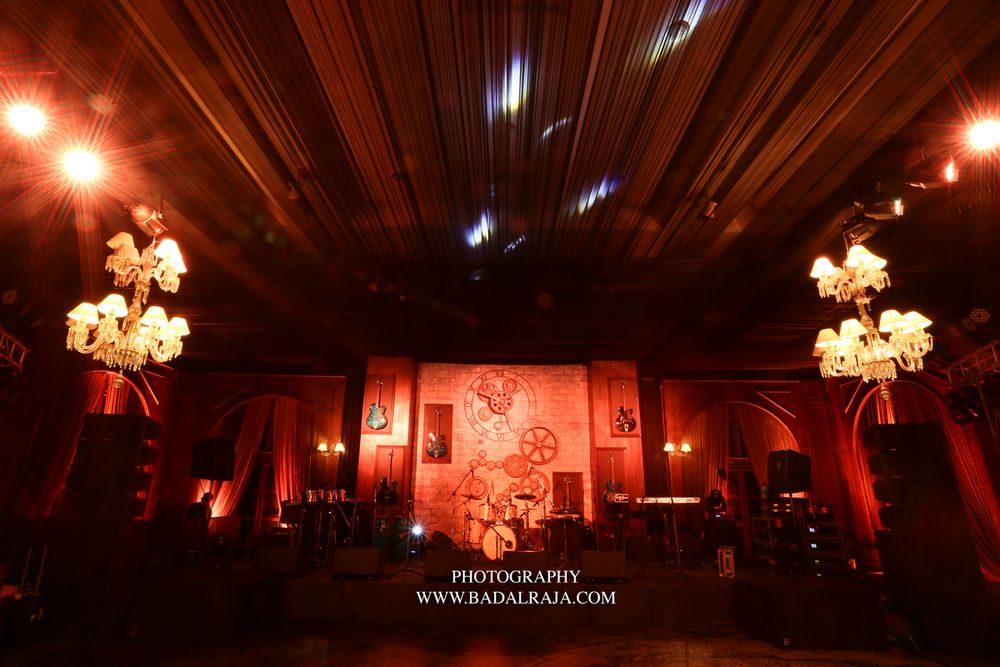Photo By Silhouette Events - Decorators