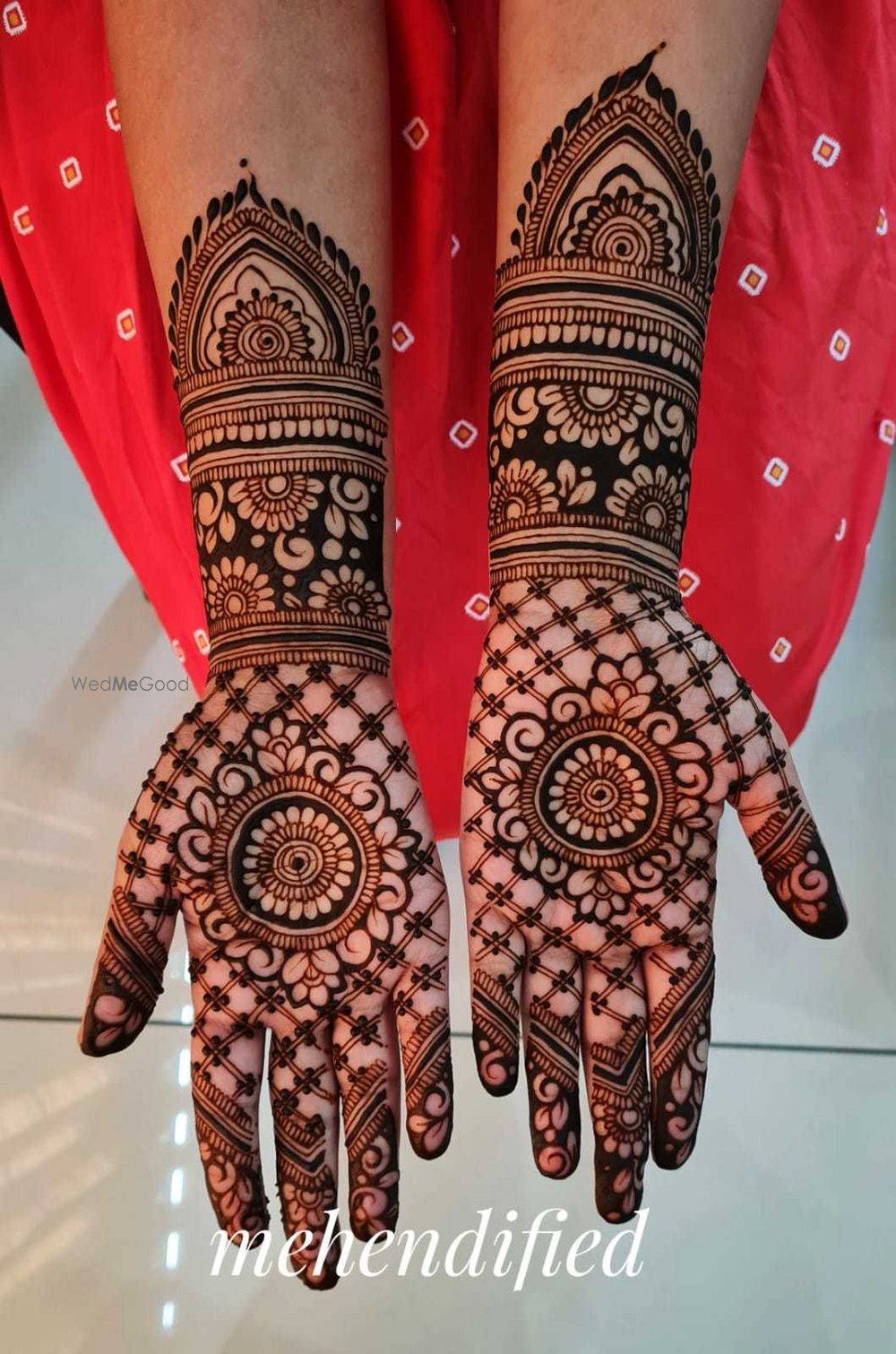 Photo By Mehendified by Sarah - Mehendi Artist