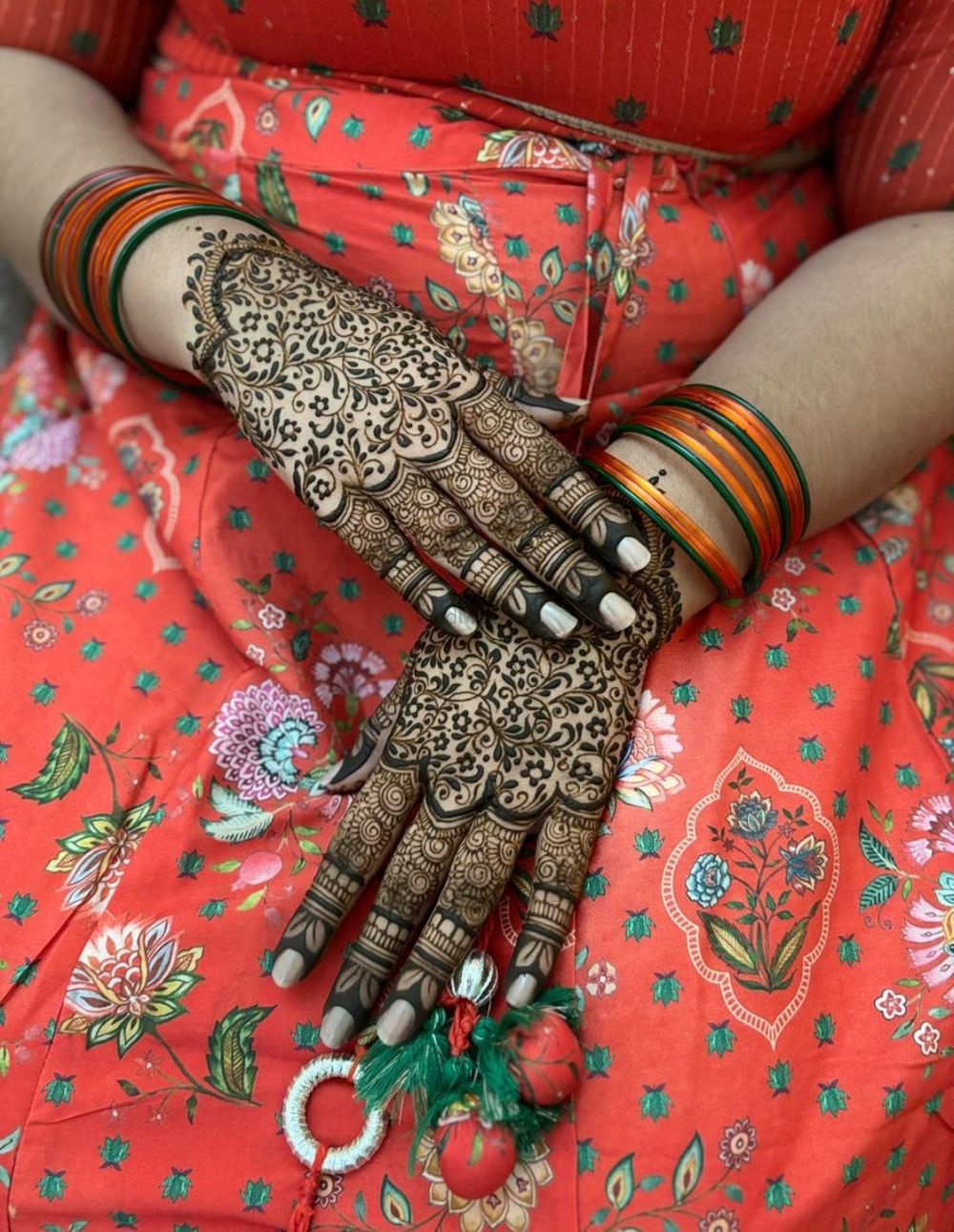 Photo By Mehendified by Sarah - Mehendi Artist