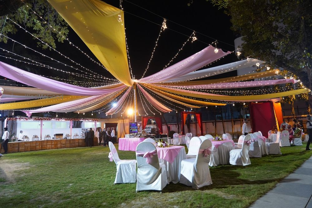 Photo By Vicky Gardens - Venues