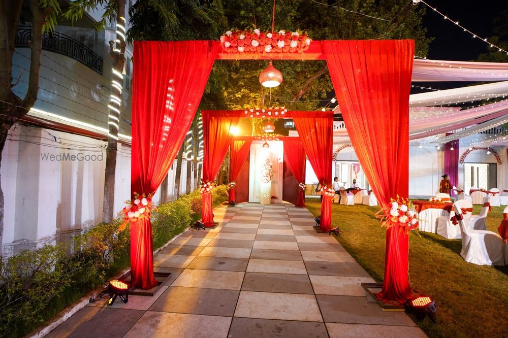 Photo By Vicky Gardens - Venues