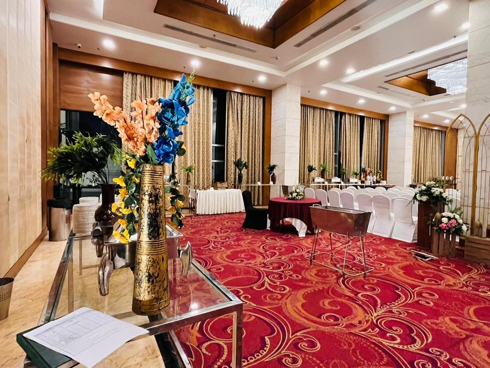 Photo By Golden Tulip Lucknow - Venues