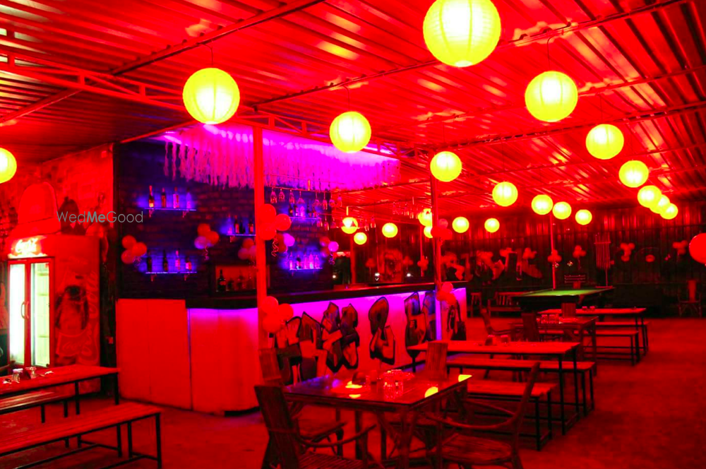 Photo By The Casanova Lounge - Venues