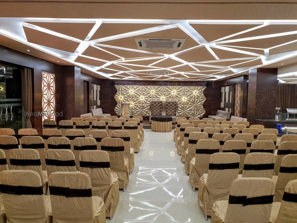 Photo By People's Dine - Venues