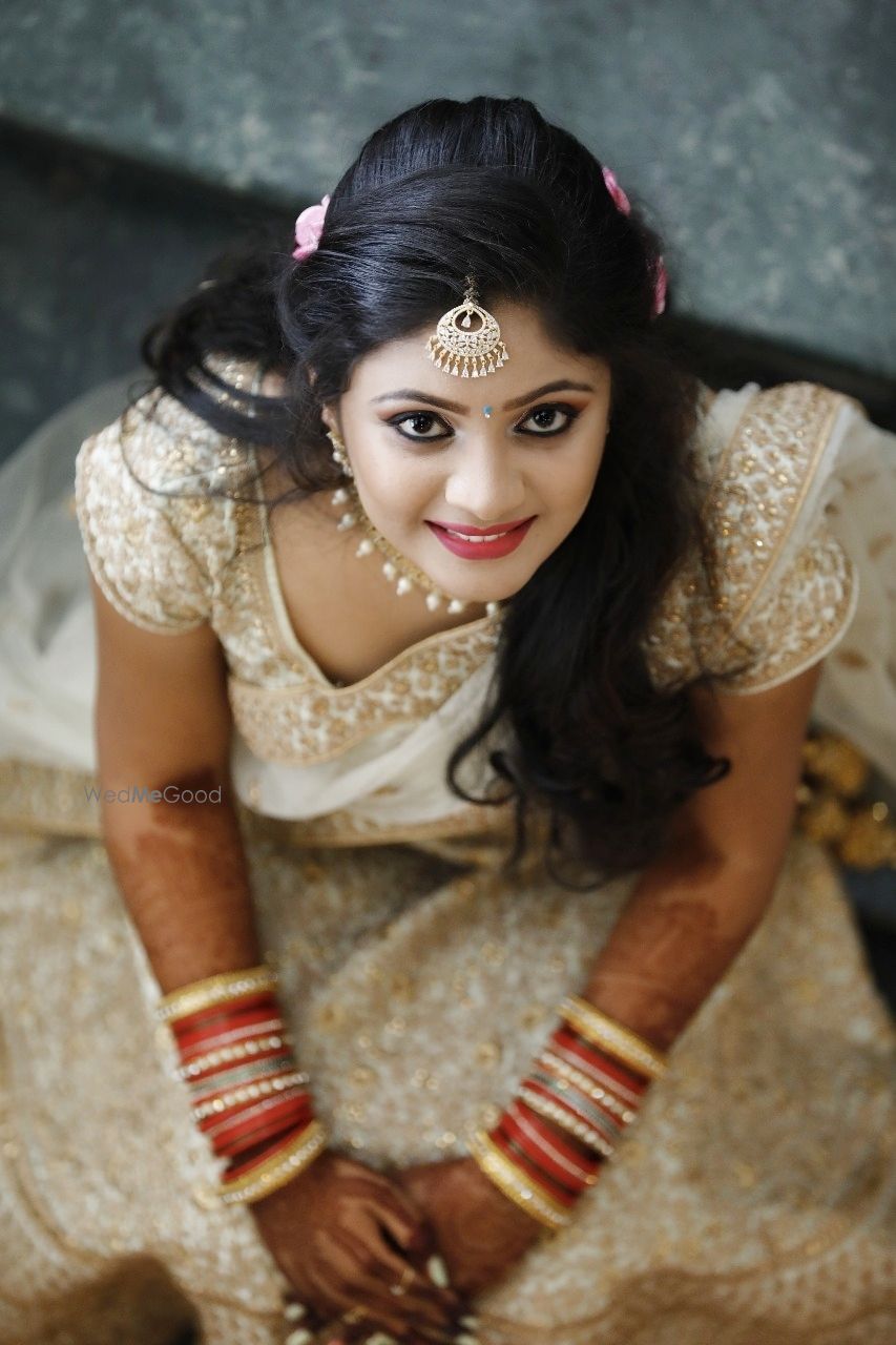 Photo By Kniks Makeup Artist - Bridal Makeup