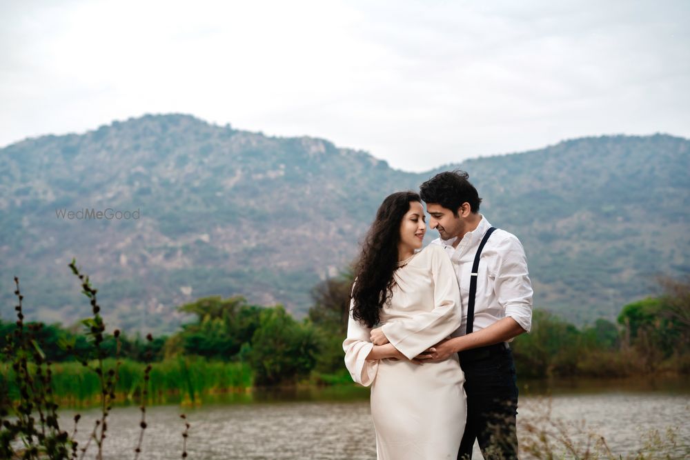 Photo By The Cine Click - Pre Wedding Photographers