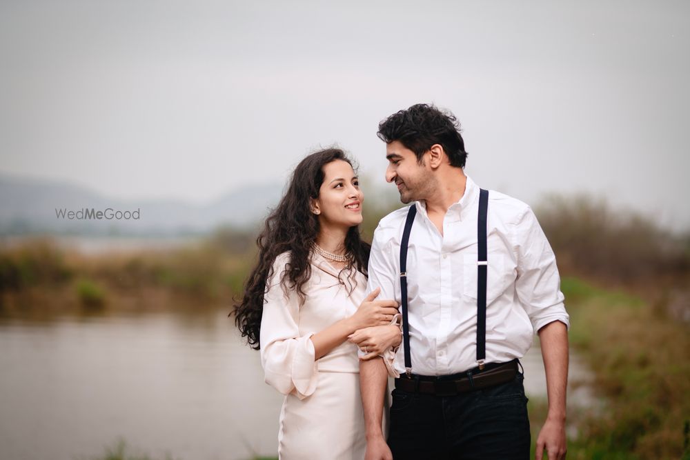 Photo By The Cine Click - Pre Wedding Photographers