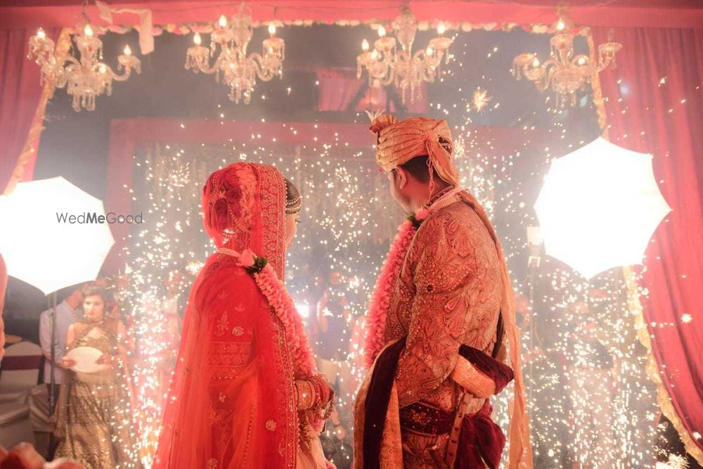 Photo By Wedding Diaries by OMP - Photographers