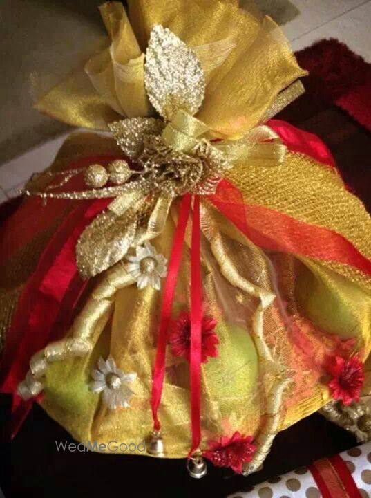 Photo By The Gift Box - Trousseau Packers