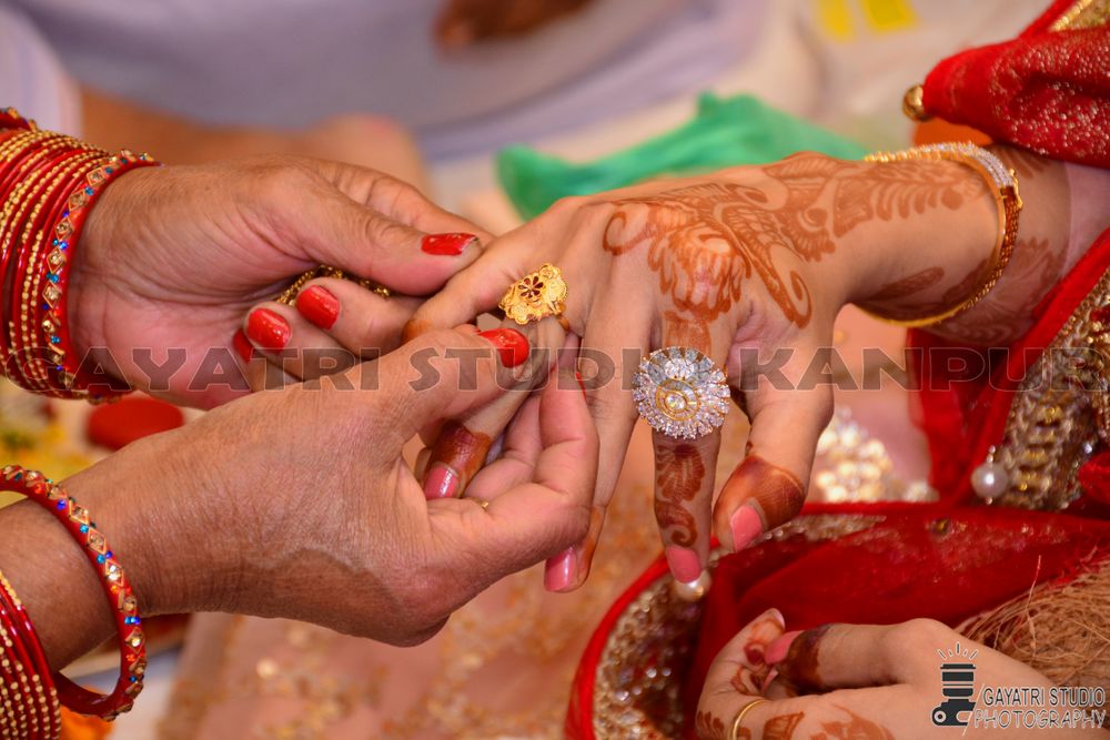 Photo By Gayatri Studio And Wedding Photographer - Photographers