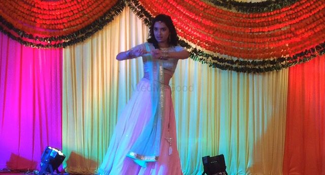 Photo By Heta Gosalia Choreography - Sangeet Choreographer
