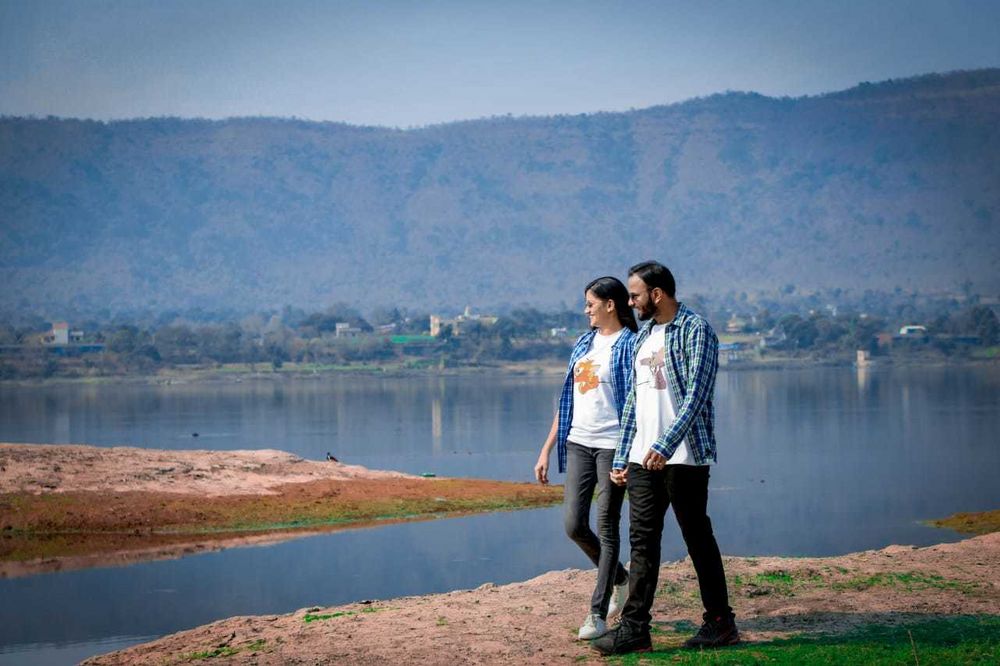 Photo By Nilesh Vishwakarma Films & Events - Pre Wedding Photographers