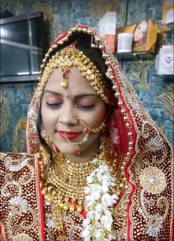 Photo By New Nikhar Beauty Saloon - Bridal Makeup