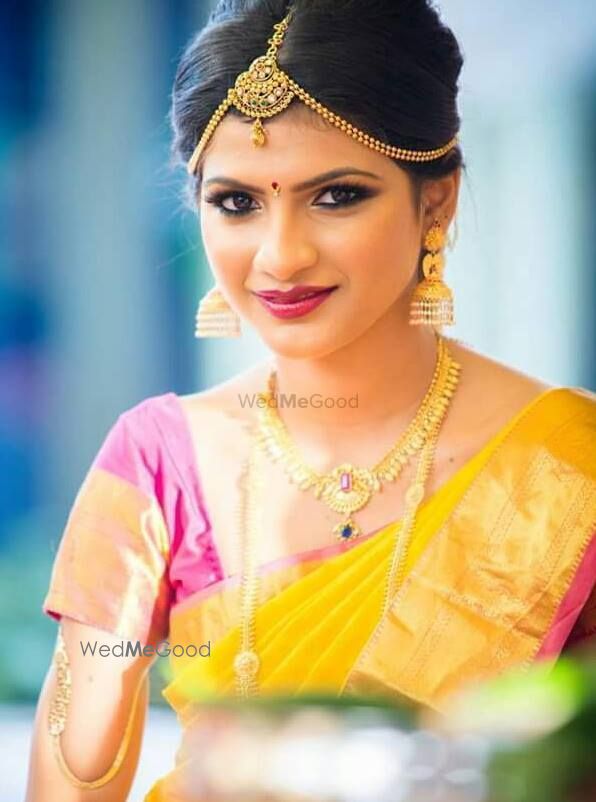 Photo By Shreeya Pawar Makeup & Hair Artist - Bridal Makeup