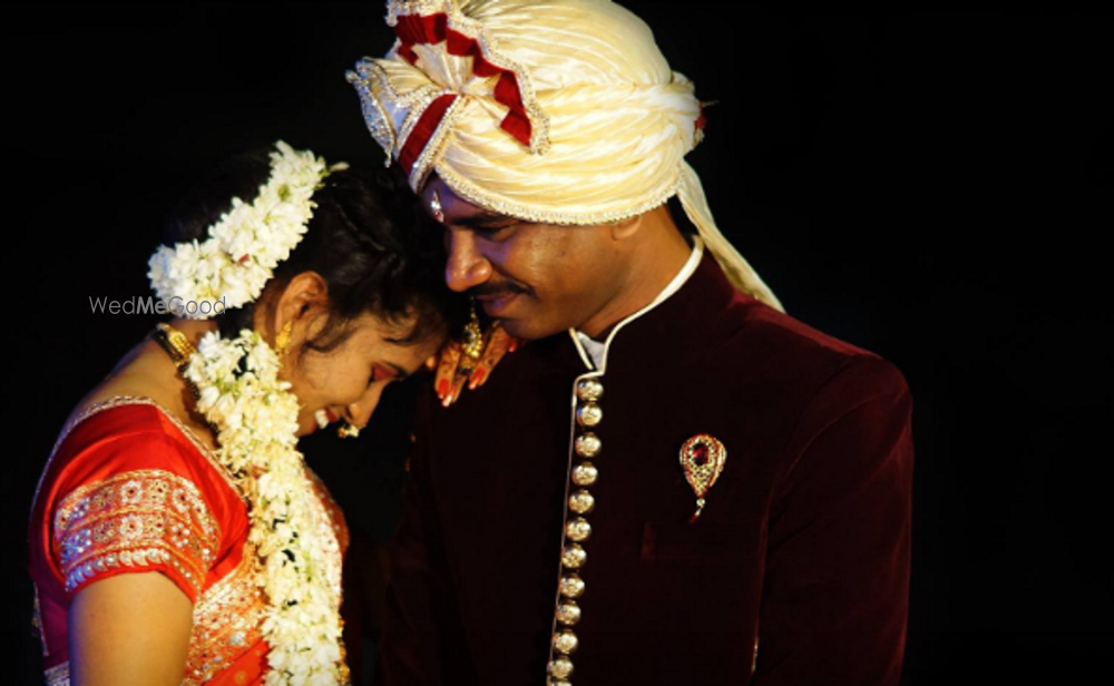 Photo By B Frame Photography - Photographers