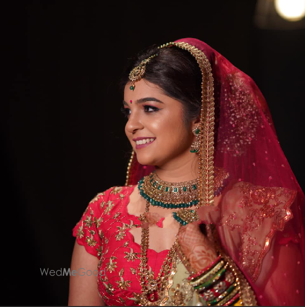 Photo By 4Mulletion Salon - Bridal Makeup