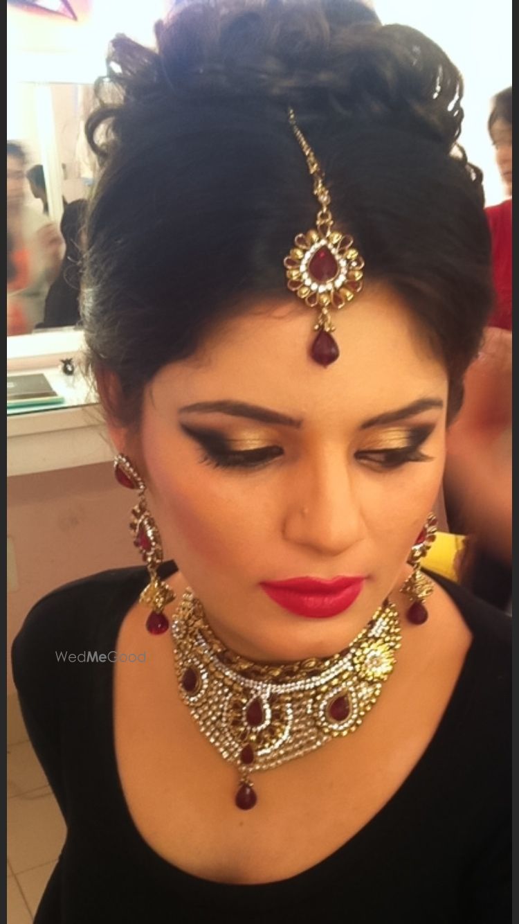 Photo By Grace and Glitters by Ruchika Dua - Bridal Makeup