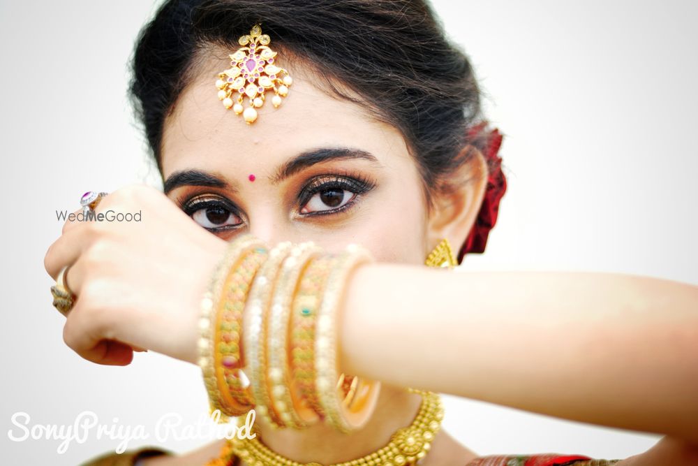 Photo By Makeover by Sonypriya Rathod - Bridal Makeup