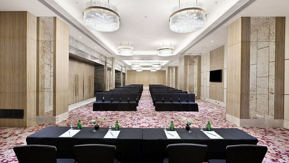 Photo By Holiday inn - Venues