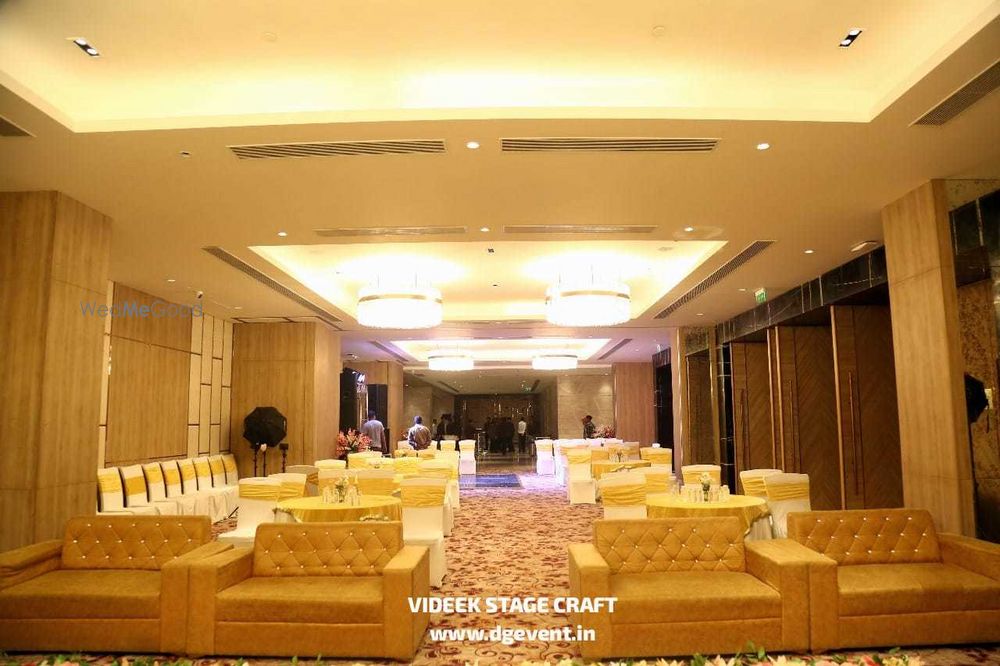 Photo By Holiday inn - Venues