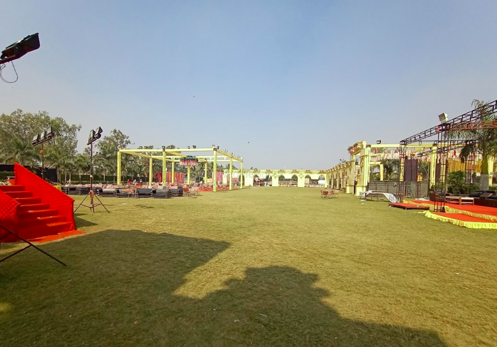 Photo By Sibbal Farms - Venues