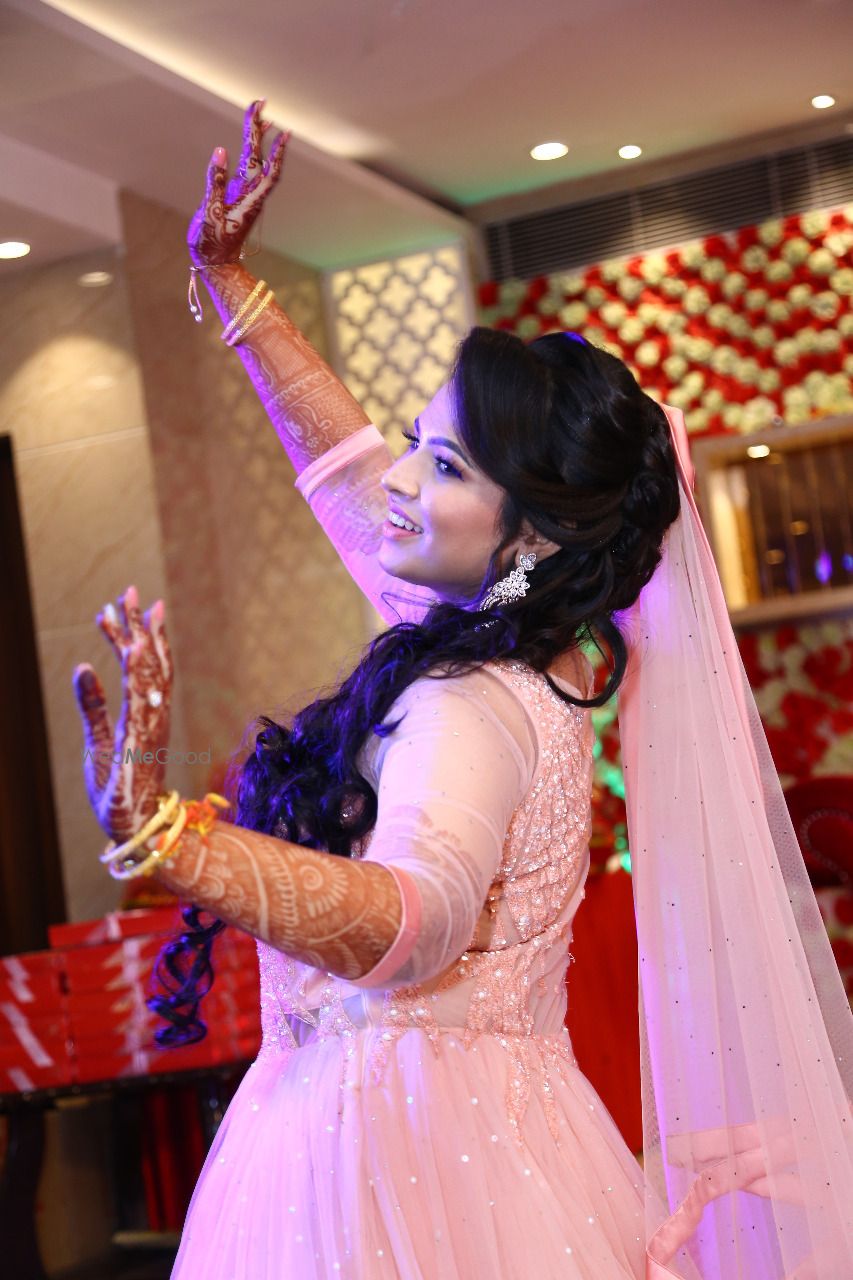 Photo By Wedding Choreographer & Anchor Neha Vij - Sangeet Choreographer