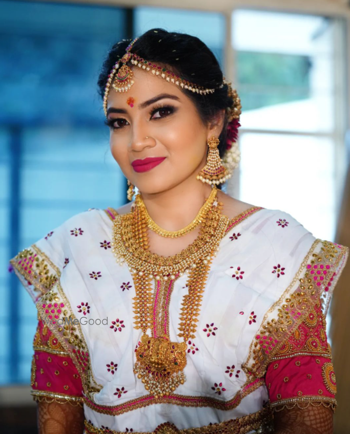 Photo By Glamup by Manjula - Bridal Makeup